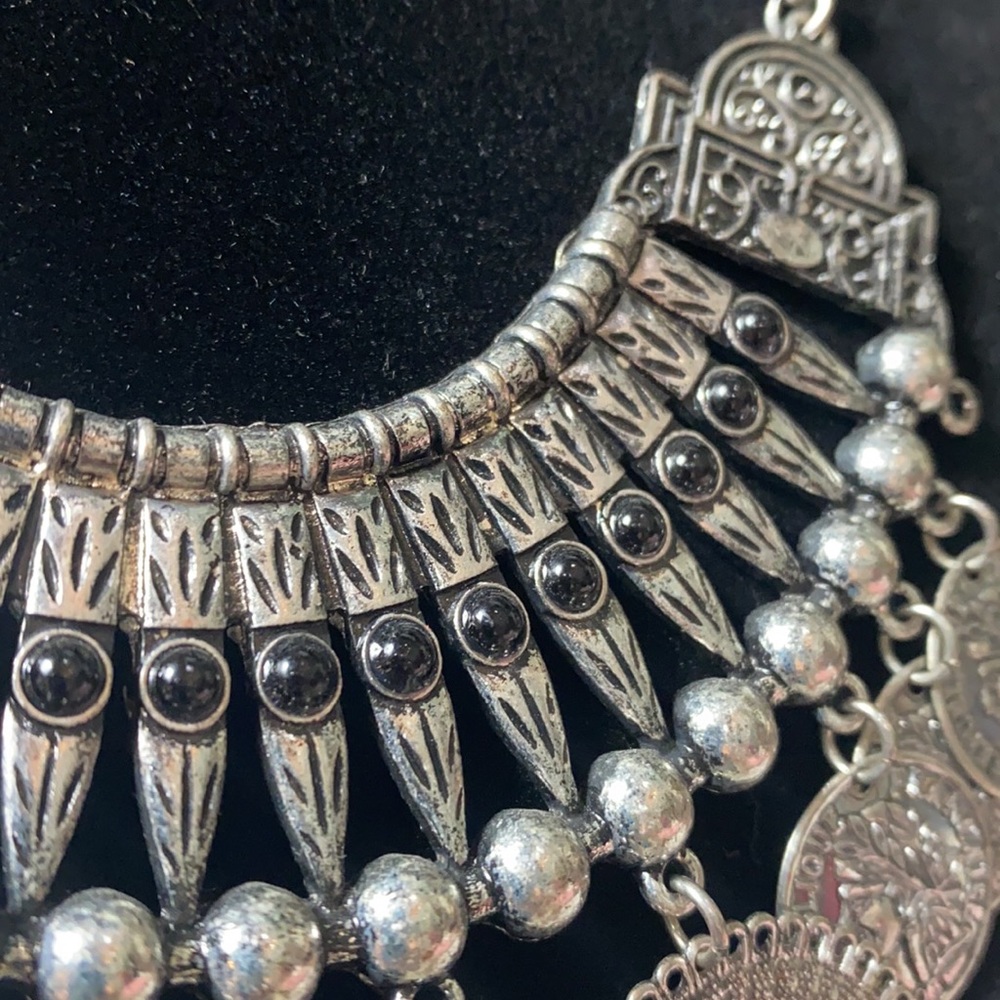 Coin statement necklace - Picture 8 of 8